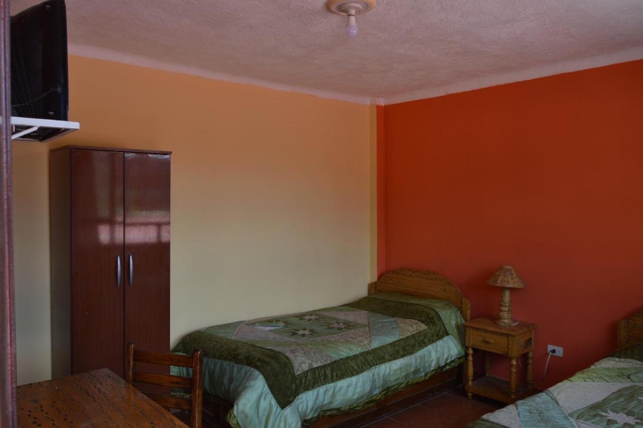 Hostal Coronel Pedro Arraya ตูปิซา ภายนอก รูปภาพ