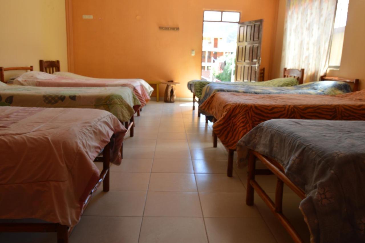 Hostal Coronel Pedro Arraya ตูปิซา ภายนอก รูปภาพ
