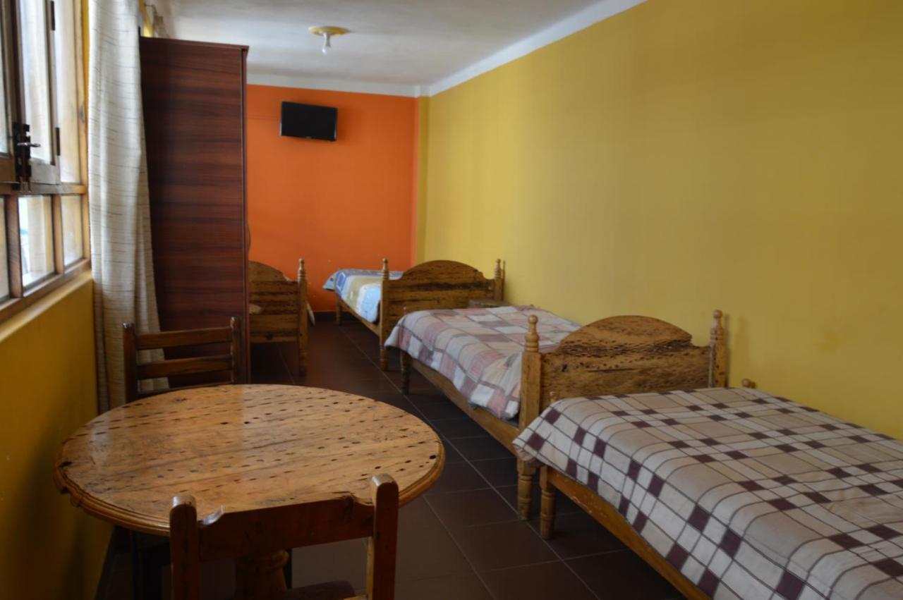 Hostal Coronel Pedro Arraya ตูปิซา ภายนอก รูปภาพ