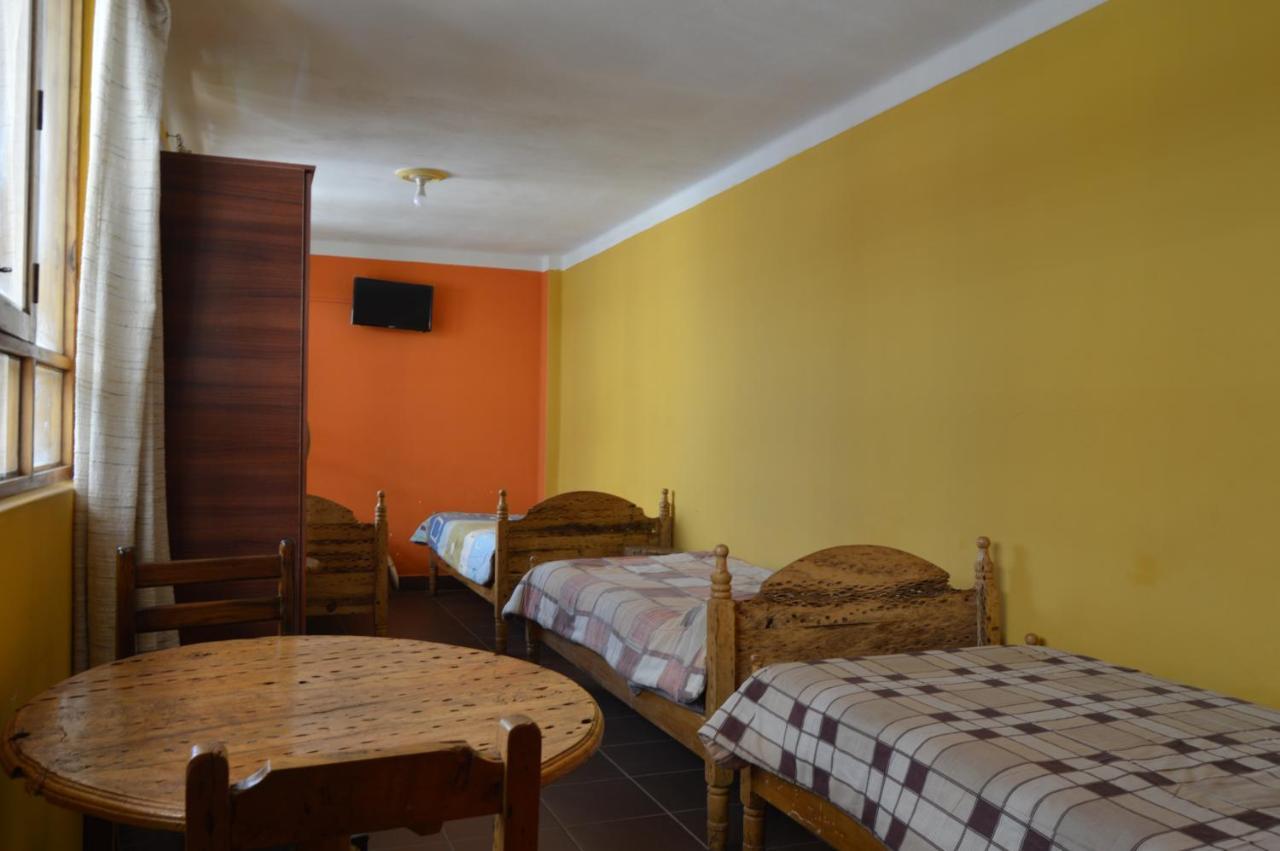 Hostal Coronel Pedro Arraya ตูปิซา ภายนอก รูปภาพ