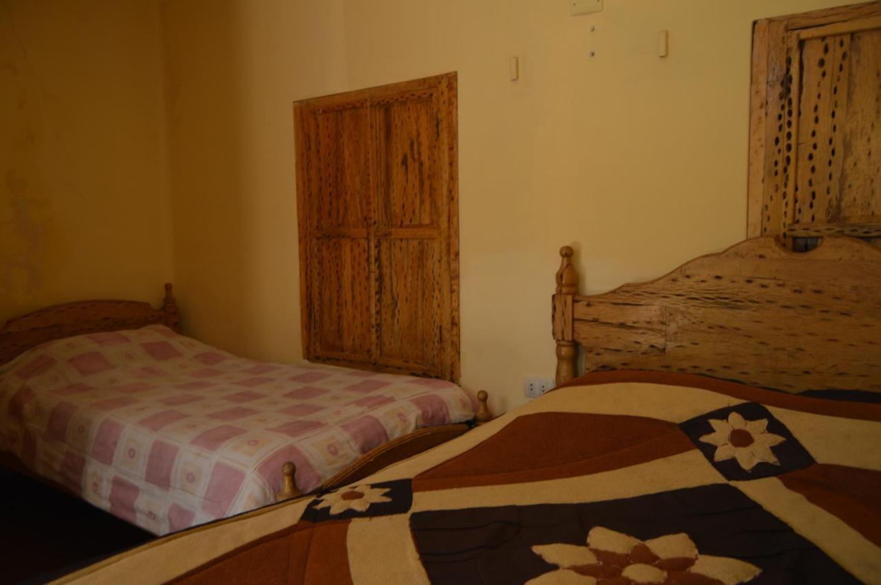 Hostal Coronel Pedro Arraya ตูปิซา ภายนอก รูปภาพ