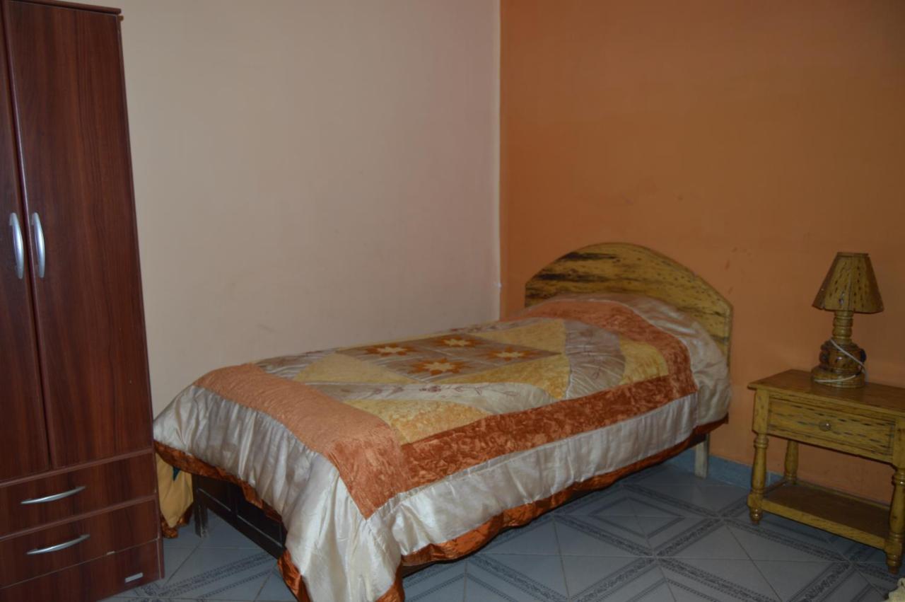 Hostal Coronel Pedro Arraya ตูปิซา ภายนอก รูปภาพ