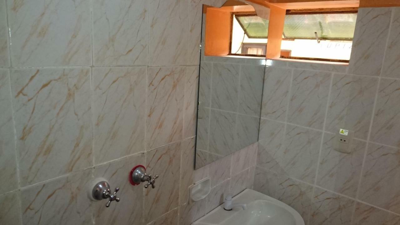 Hostal Coronel Pedro Arraya ตูปิซา ภายนอก รูปภาพ